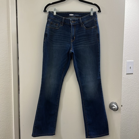 Old navy blue jeans kicker boot-cut - Picture 2 of 9
